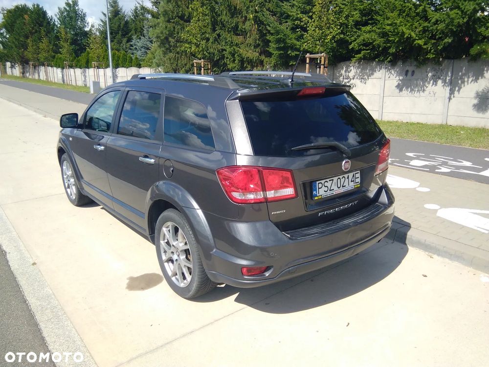 Fiat Freemont 2.0 Multijet 16V DPF Automatik Allrad Lounge - 6