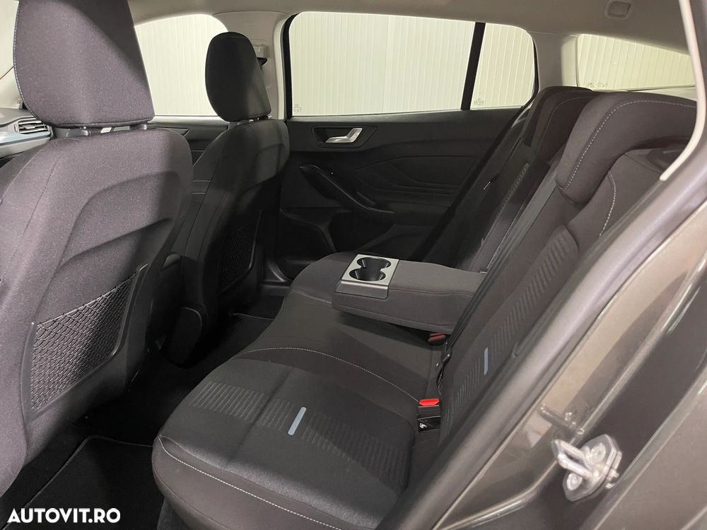 Ford Focus 2.0 EcoBlue Active - 11