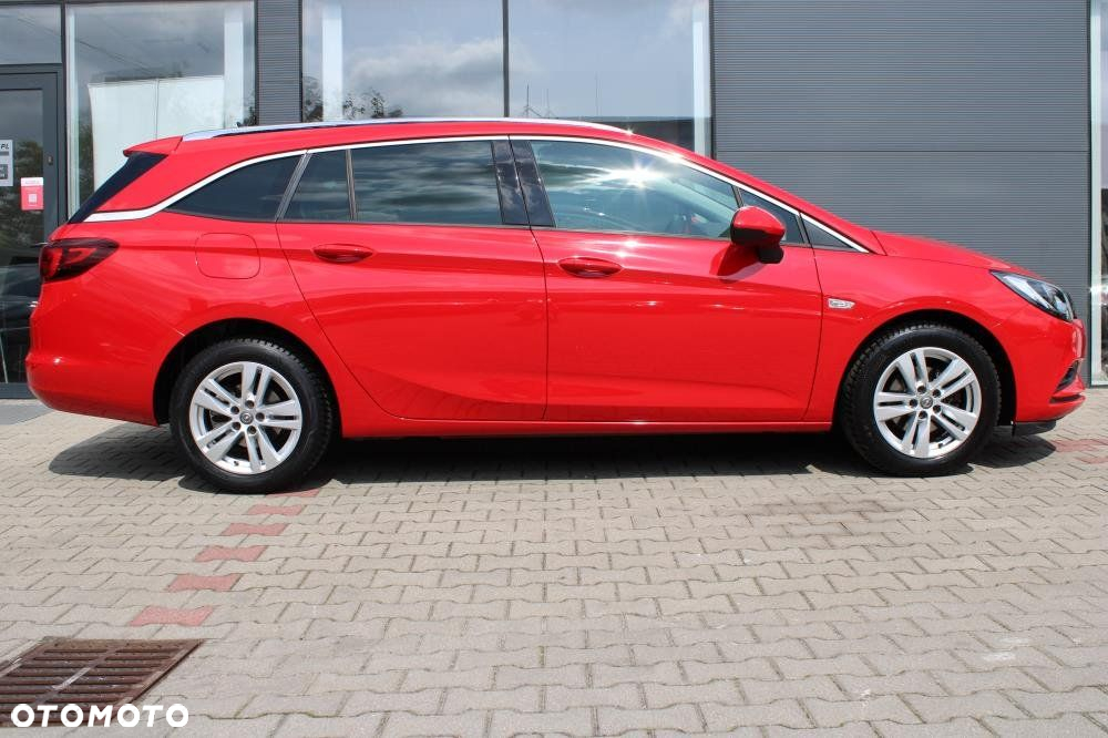 Opel Astra - 4