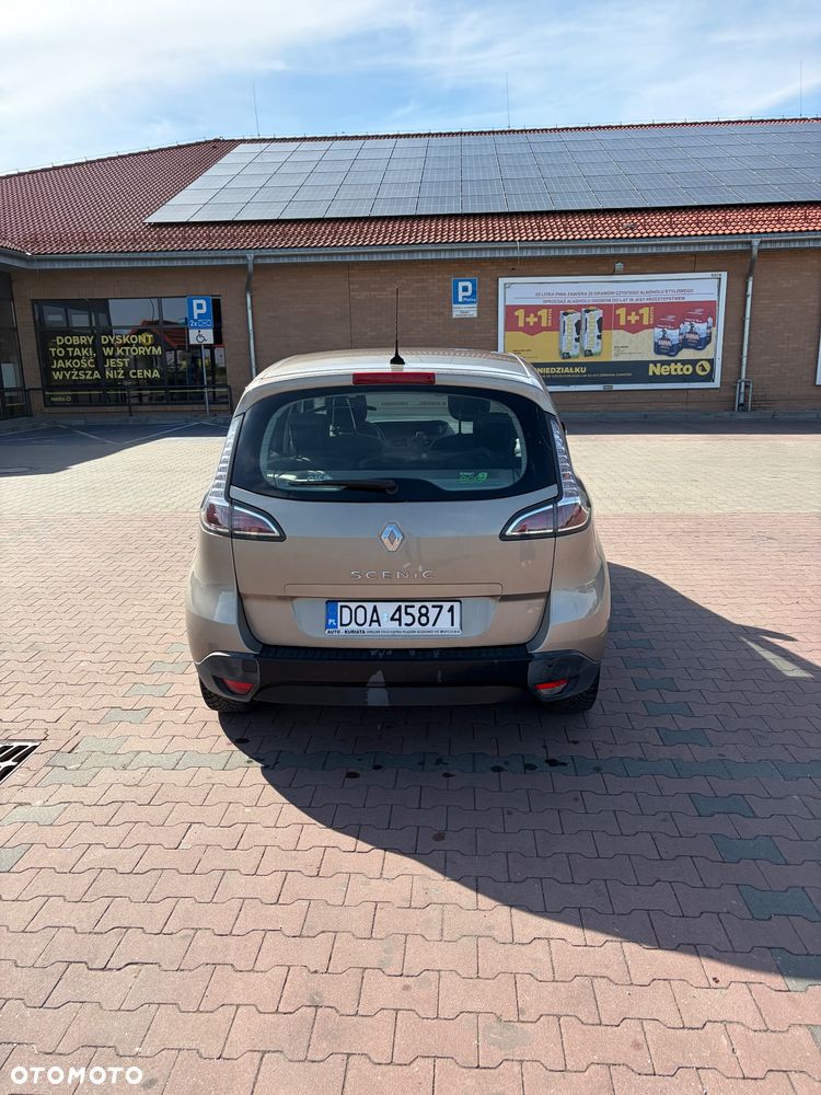 Renault Scenic 1.6 16V 110 TomTom Edition - 4