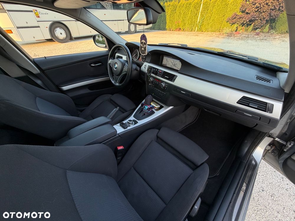BMW Seria 3 - 18