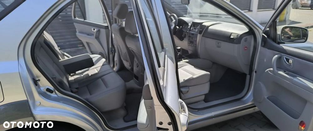 Kia Sorento 2.4 16V EX - 28
