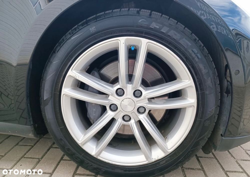 Tesla Model S 85D Allradantrieb - 16