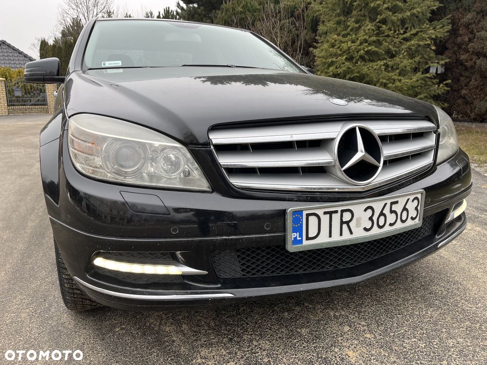 Mercedes-Benz Klasa C 220 CDI DPF Automatik BlueEFFICIENCY Avantgarde - 10