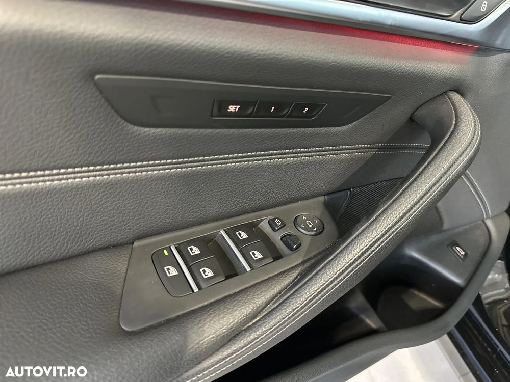 BMW Seria 5 520d Aut. - 14