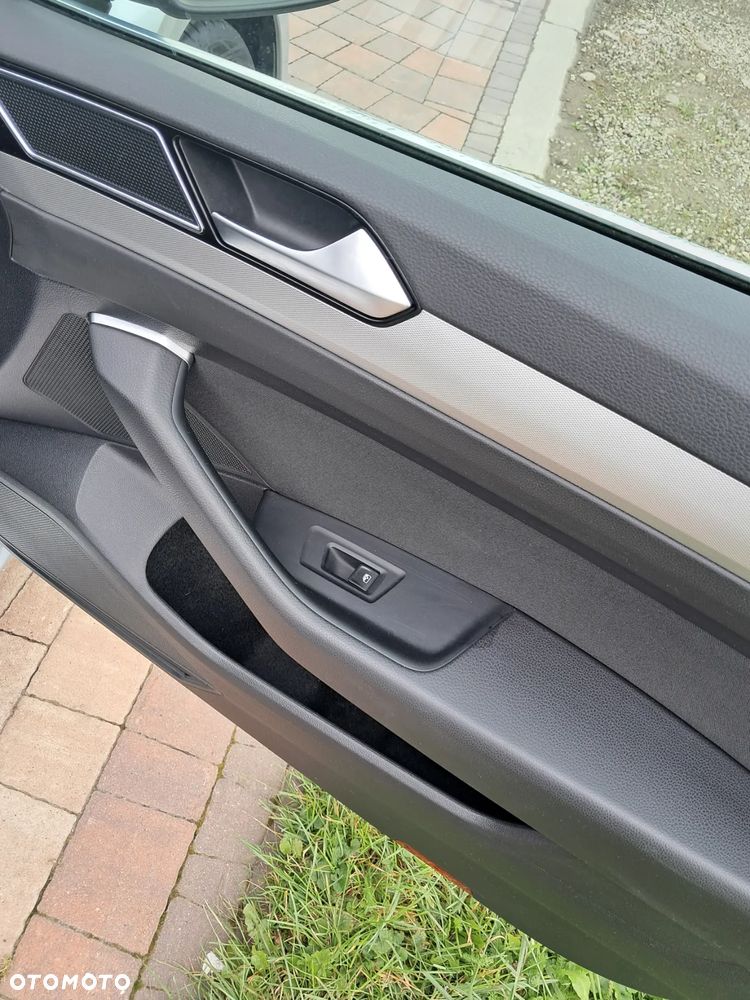 Volkswagen Passat 2.0 TDI BMT Comfortline DSG - 14