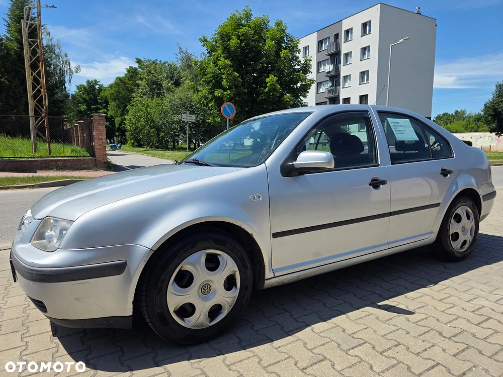 Volkswagen Bora 1.9 TDI Comfortline - 2