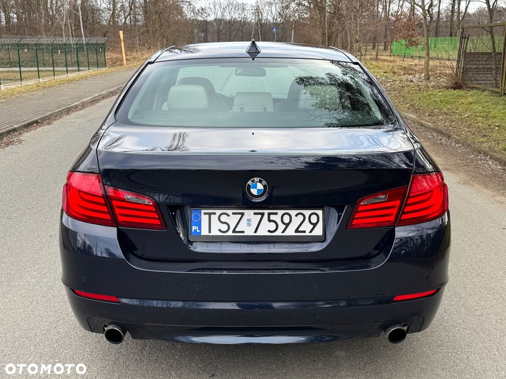 BMW Seria 5 535d Sport-Aut Luxury Line - 4