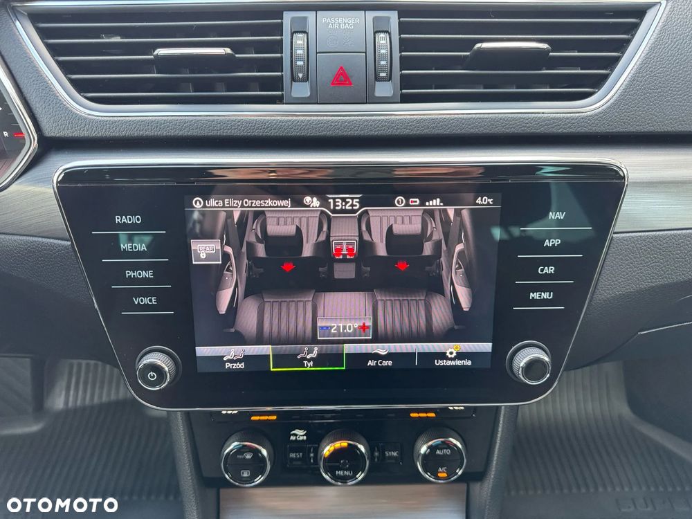 Skoda Superb 2.0 TDI SCR Style DSG - 27