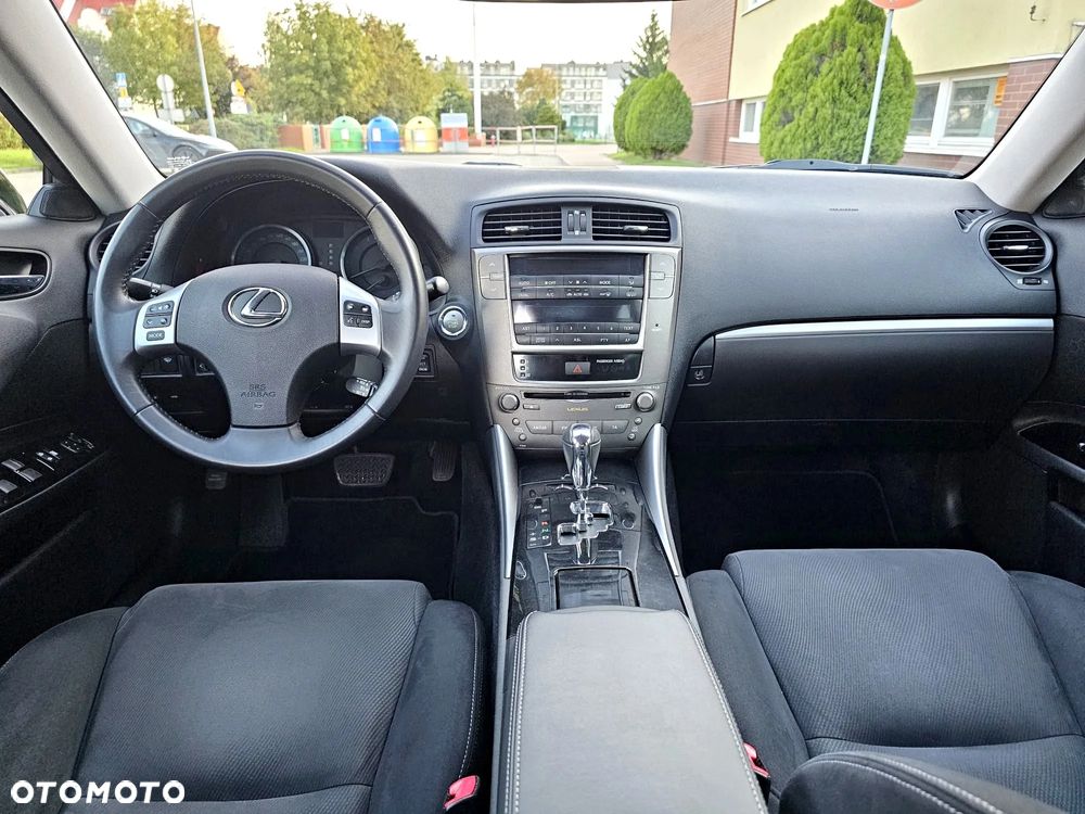 Lexus IS 250 - 20
