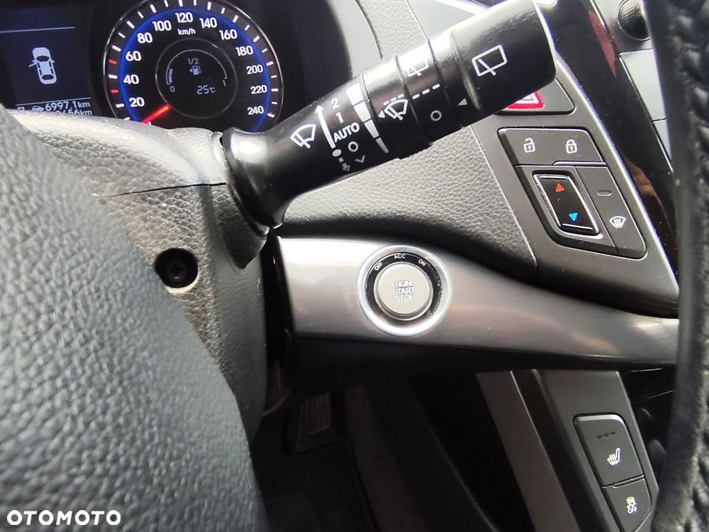 Hyundai i40 i40cw 1.7 CRDi Fifa World Cup Edition - 15