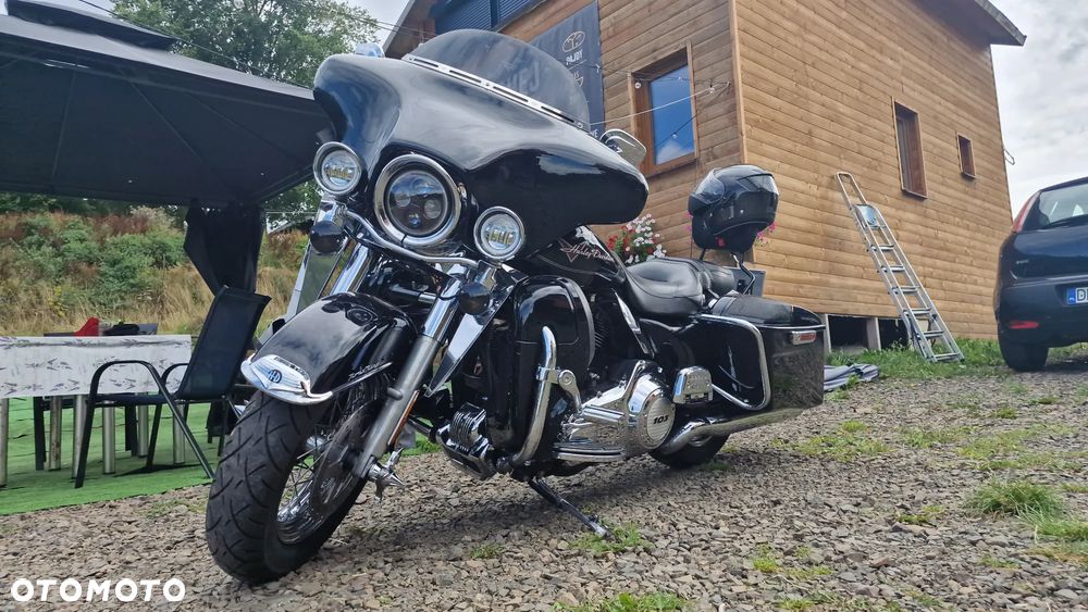 Harley-Davidson Touring Road King - 1
