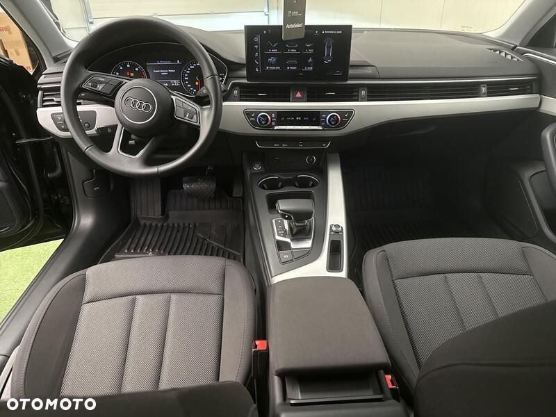 Audi A4 Limousine - 22