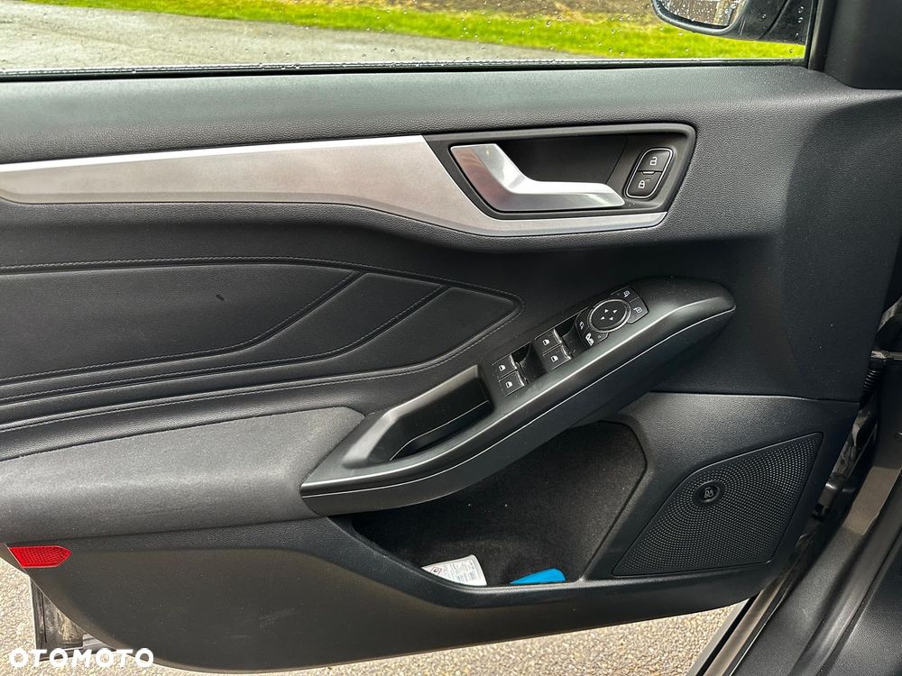 Ford Focus 1.5 EcoBlue Start-Stopp-System TITANIUM - 8