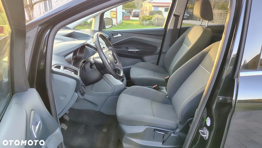 Ford C-MAX - 16