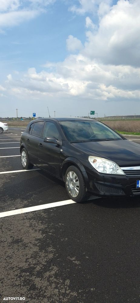 Opel Astra 1.6 Essentia - 2
