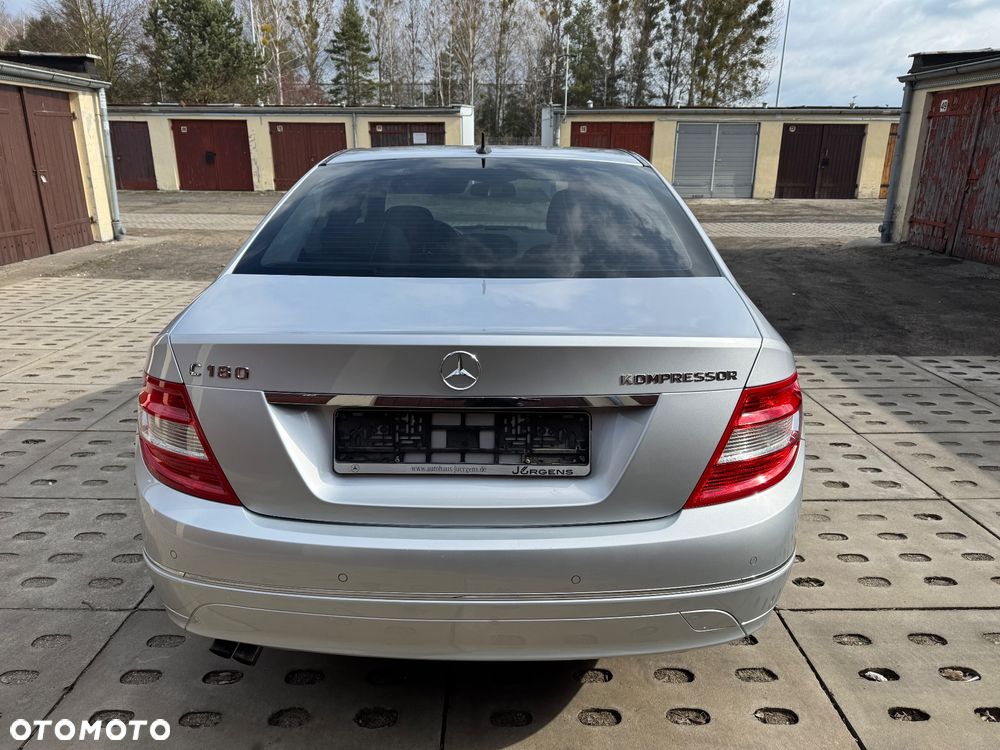 Mercedes-Benz Klasa C 180 Kompressor Elegance - 23