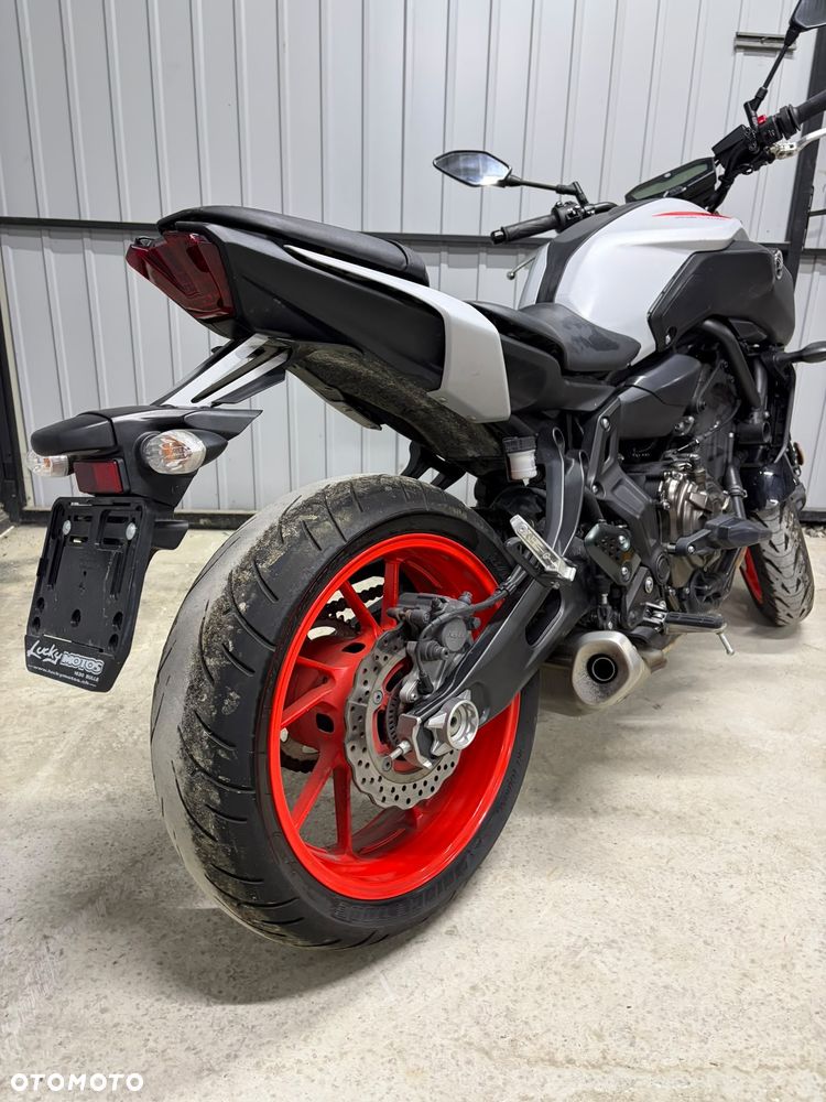 Yamaha MT - 9
