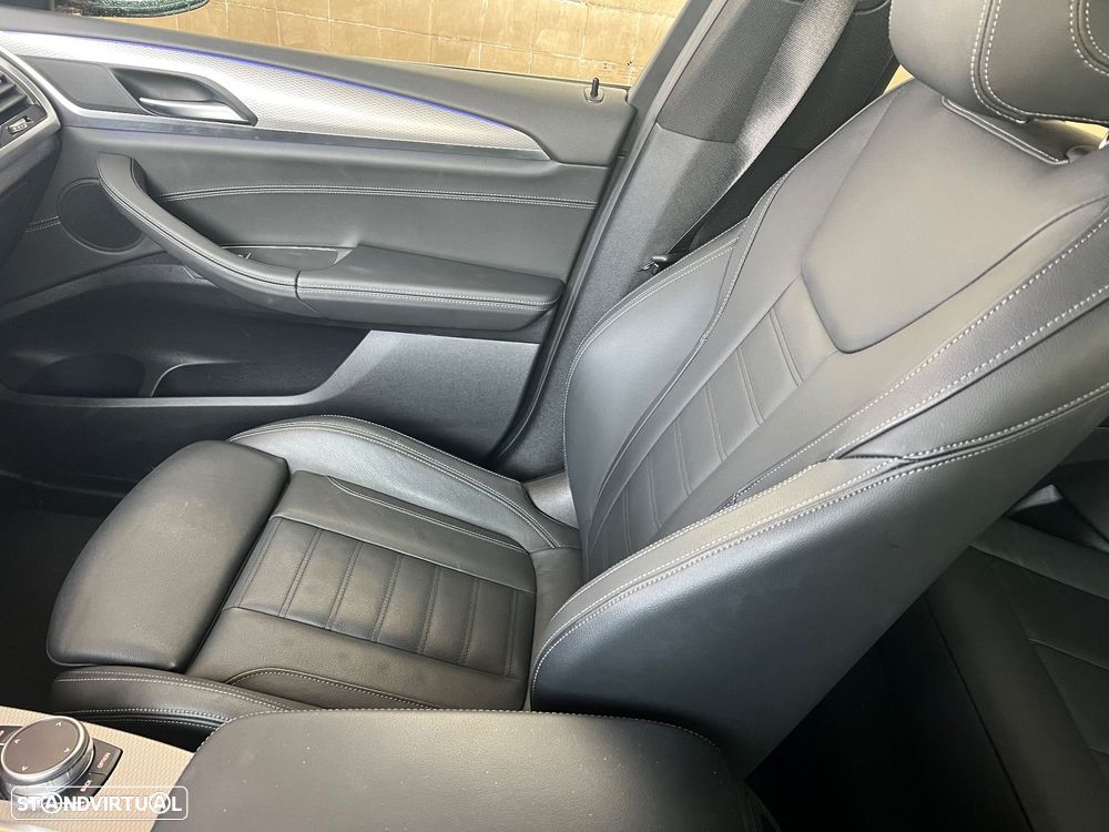 BMW X3 30 i xDrive Pack M - 16