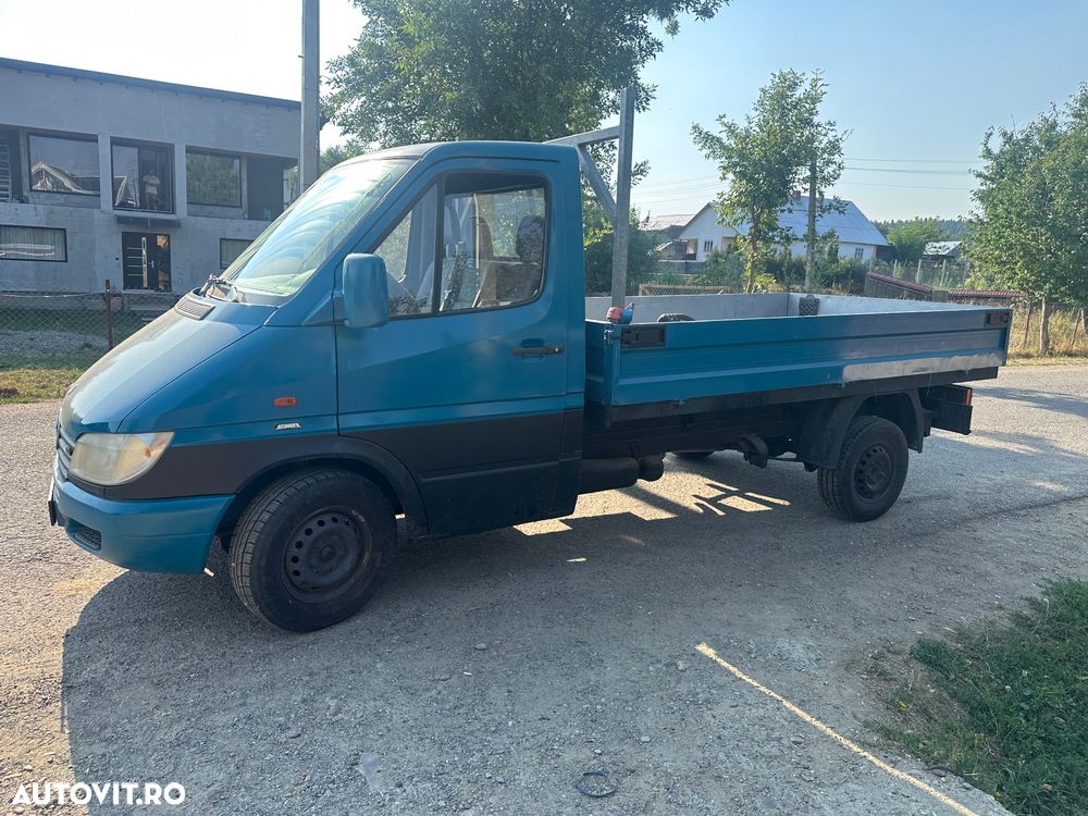 Mercedes-Benz Sprinter - 1