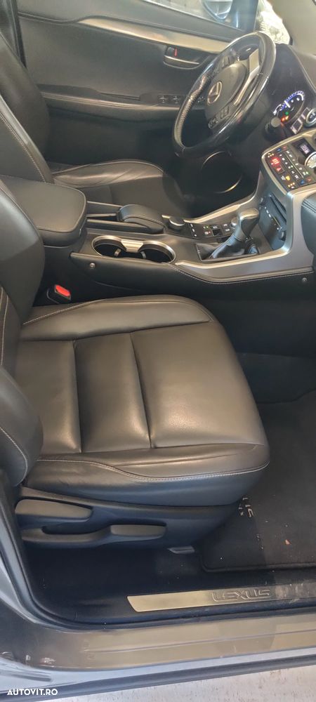 Lexus Seria NX 300h Business - 12