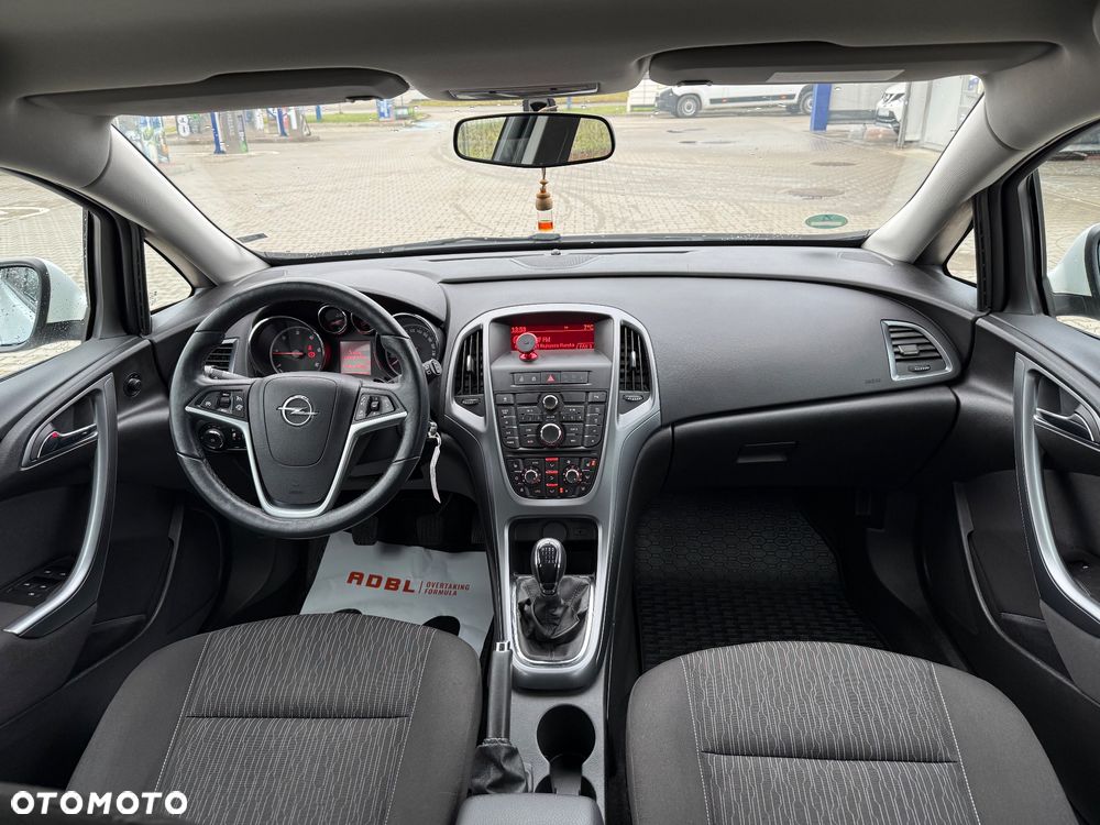 Opel Astra 1.7 CDTI DPF 150 Jahre - 8