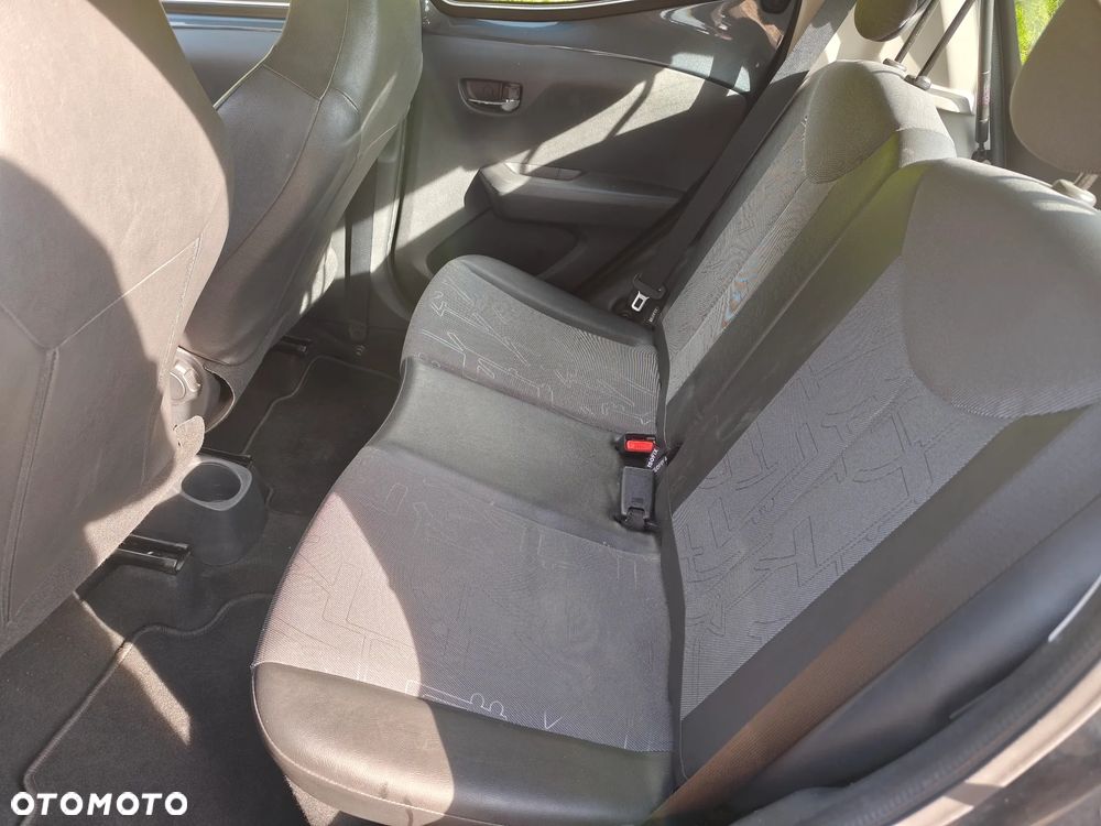 Toyota Aygo - 11