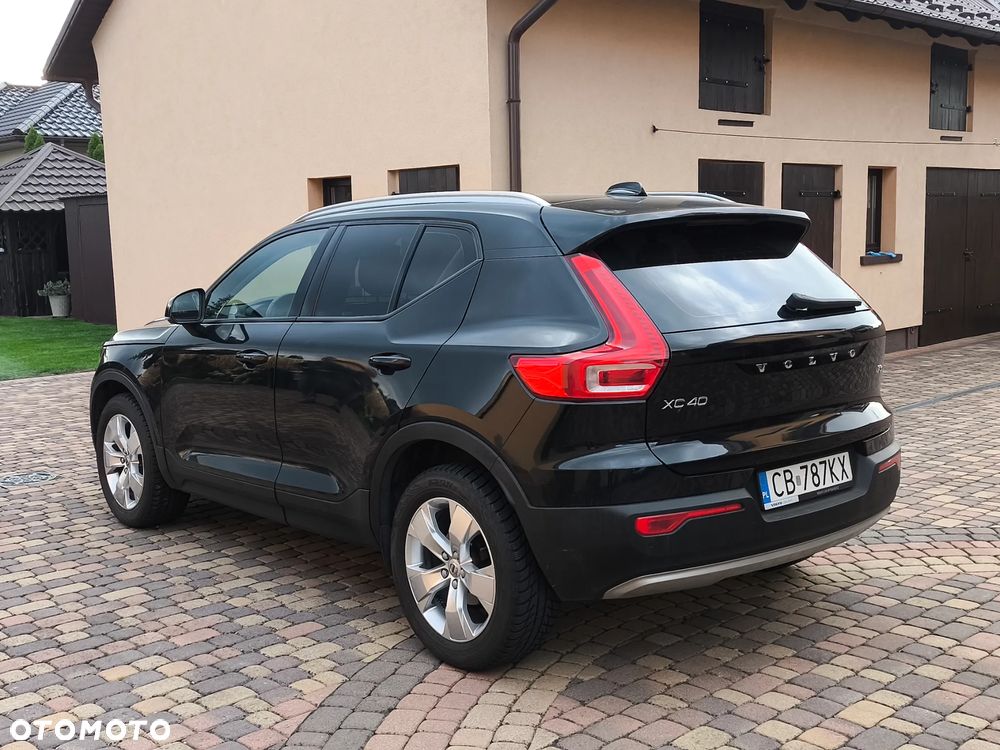 Volvo XC 40 T3 Momentum - 3