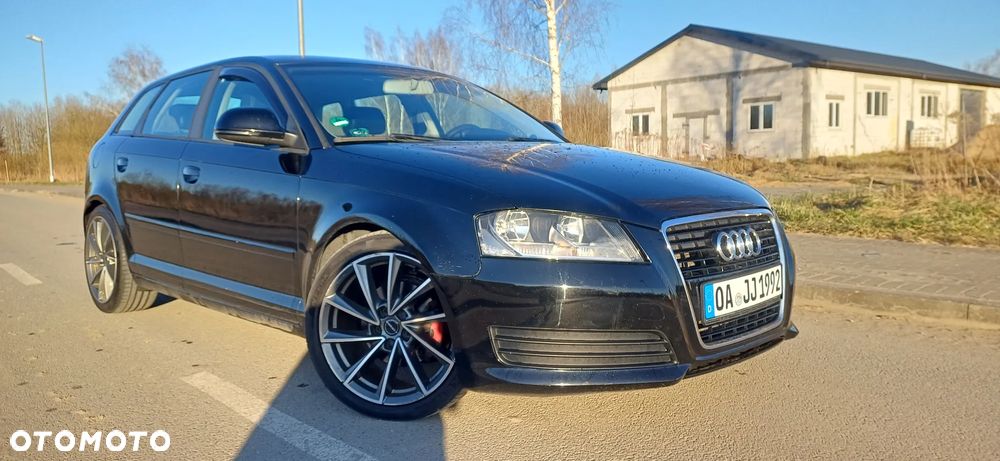 Audi A3 Sportback 2.0 TDI DPF Attraction - 2