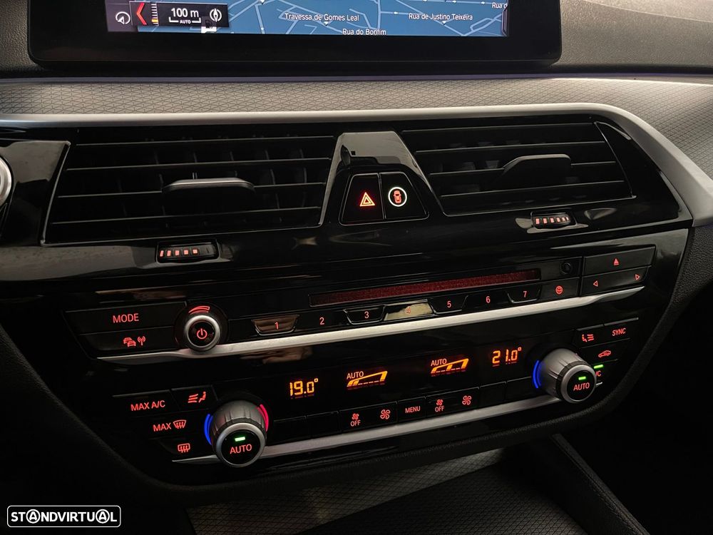 BMW 530 e iPerformance Pack M - 34