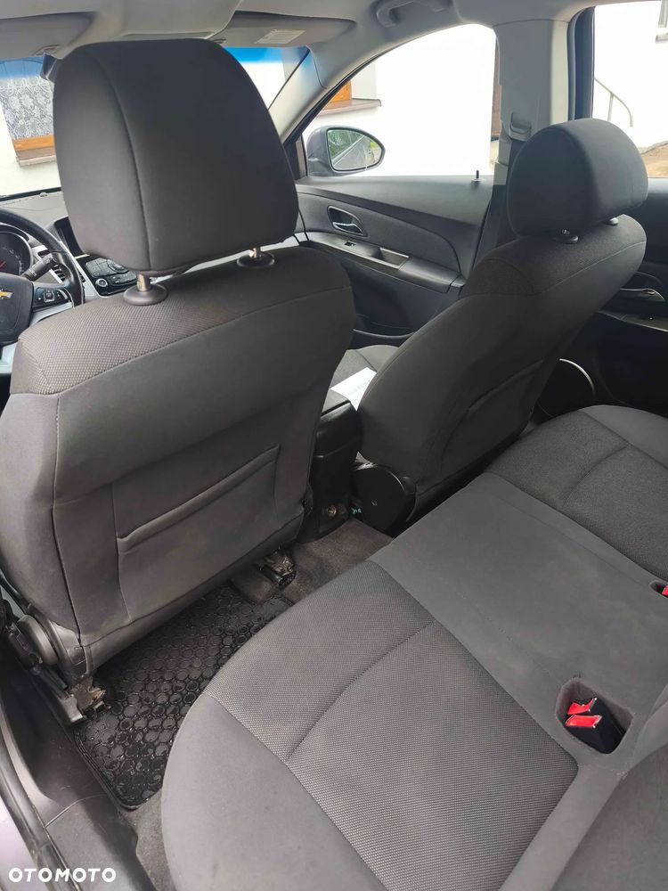 Chevrolet Cruze 2.0 D LT - 9