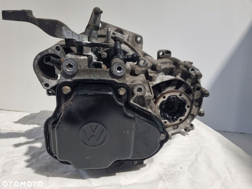 SKRZYNIA BIEGÓW VW Golf V Audi A3 II 8P 1.9 TDI manualna MANUAL GQQ - 7
