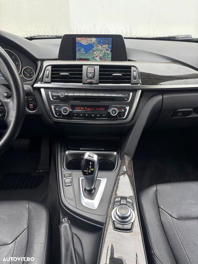 BMW Seria 3 320d xDrive Aut. Luxury Line - 10