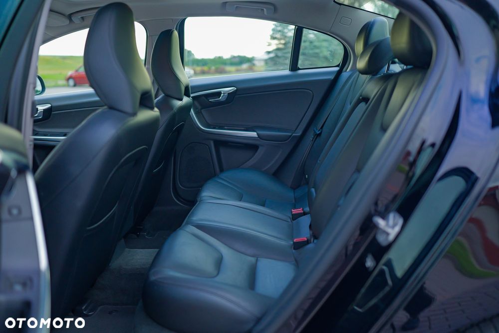 Volvo S60 - 5