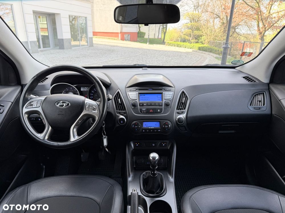 Hyundai ix35 blue 1.6 2WD Finale Silver - 7