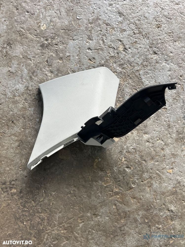 Ornament stalp (D) (superior) stanga spate AUDI A3 Sportback 8VA, 8VF 2012 - 2020 8V4267245B - 1