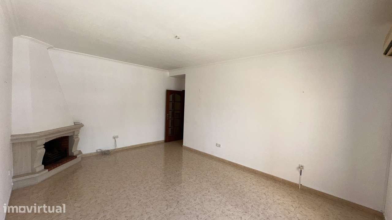 T2 - Rés-do-Cão - Vila Chã - Barreiro. - Grande imagem: 4/10