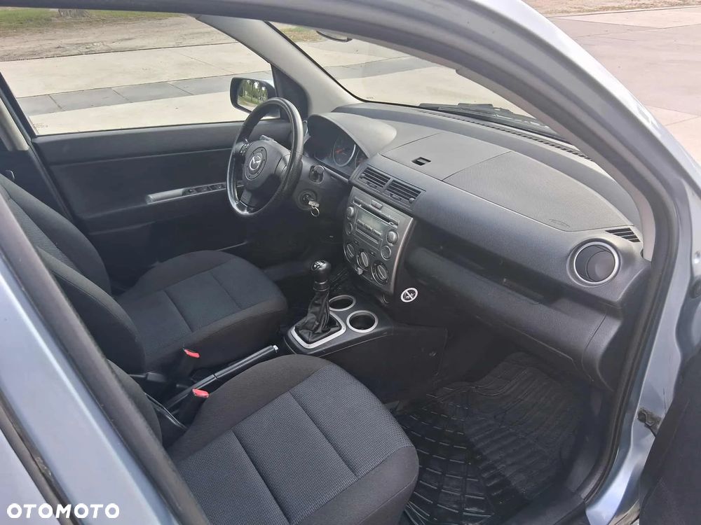 Mazda 2 - 7