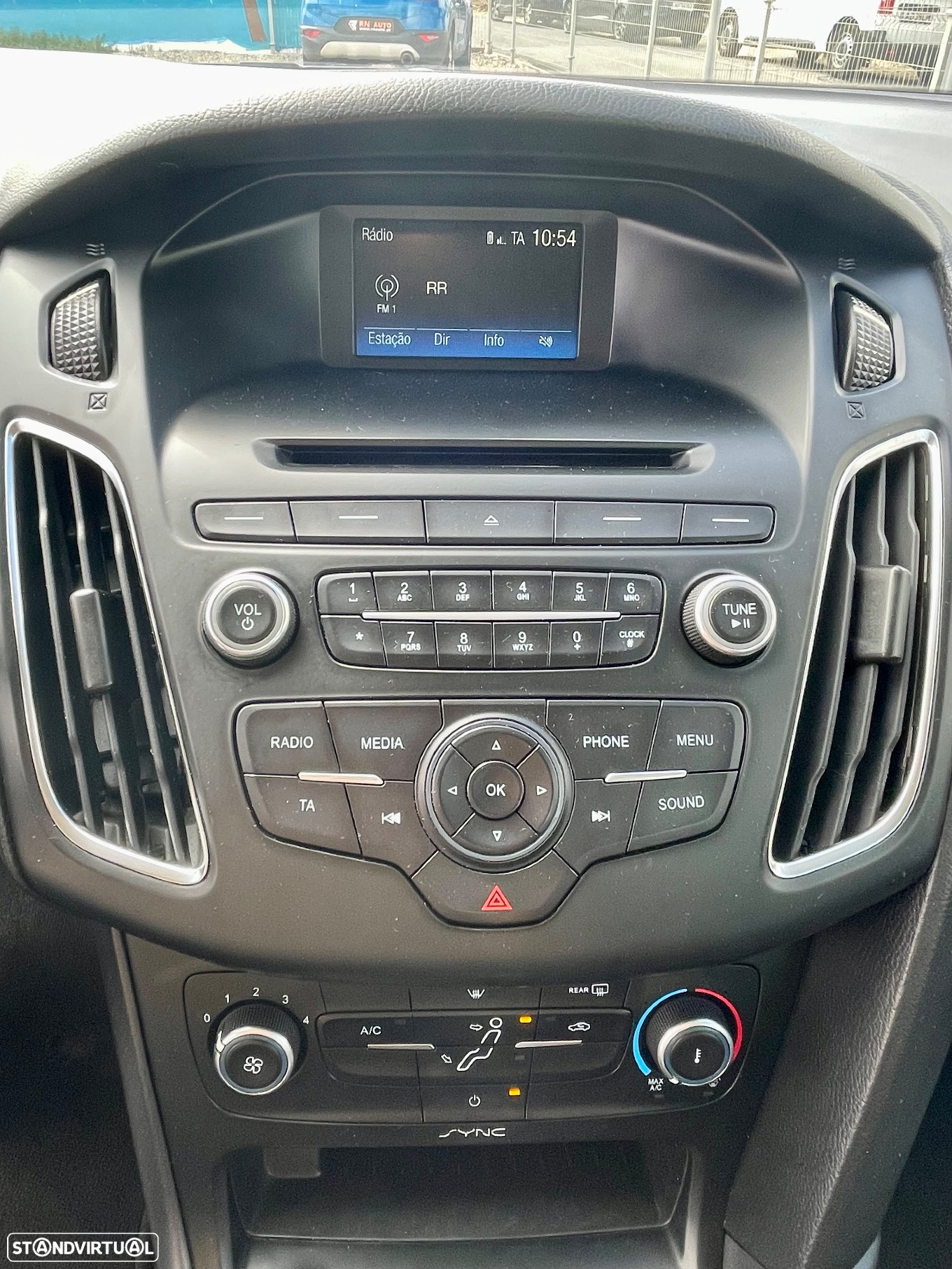 Ford Focus 1.5 TDCi EcoBlue Business - 13