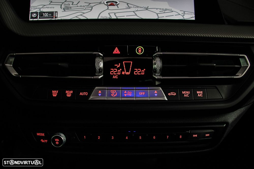 BMW M135i xDrive - 38