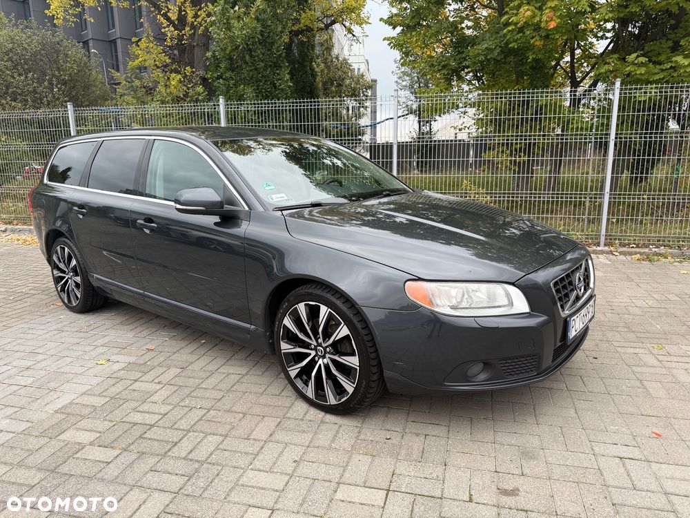 Volvo V70 D3 Summum - 2