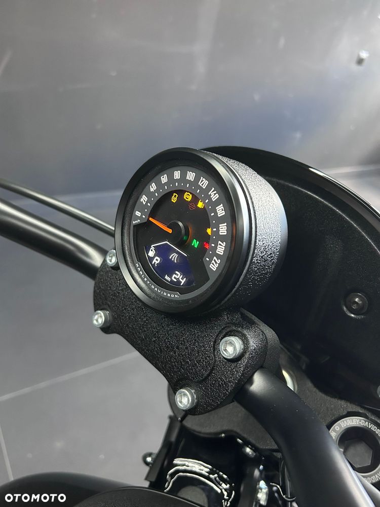 Harley-Davidson Softail Low Rider - 11