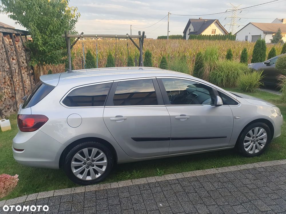 Opel Astra IV 1.6 T Cosmo - 6