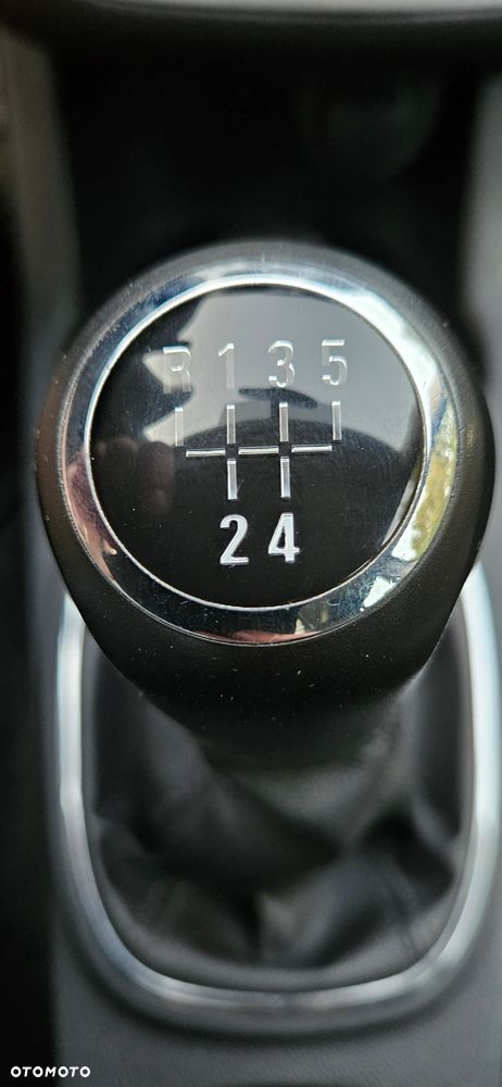 Opel Corsa 1.4 16V 150 Jahre - 26