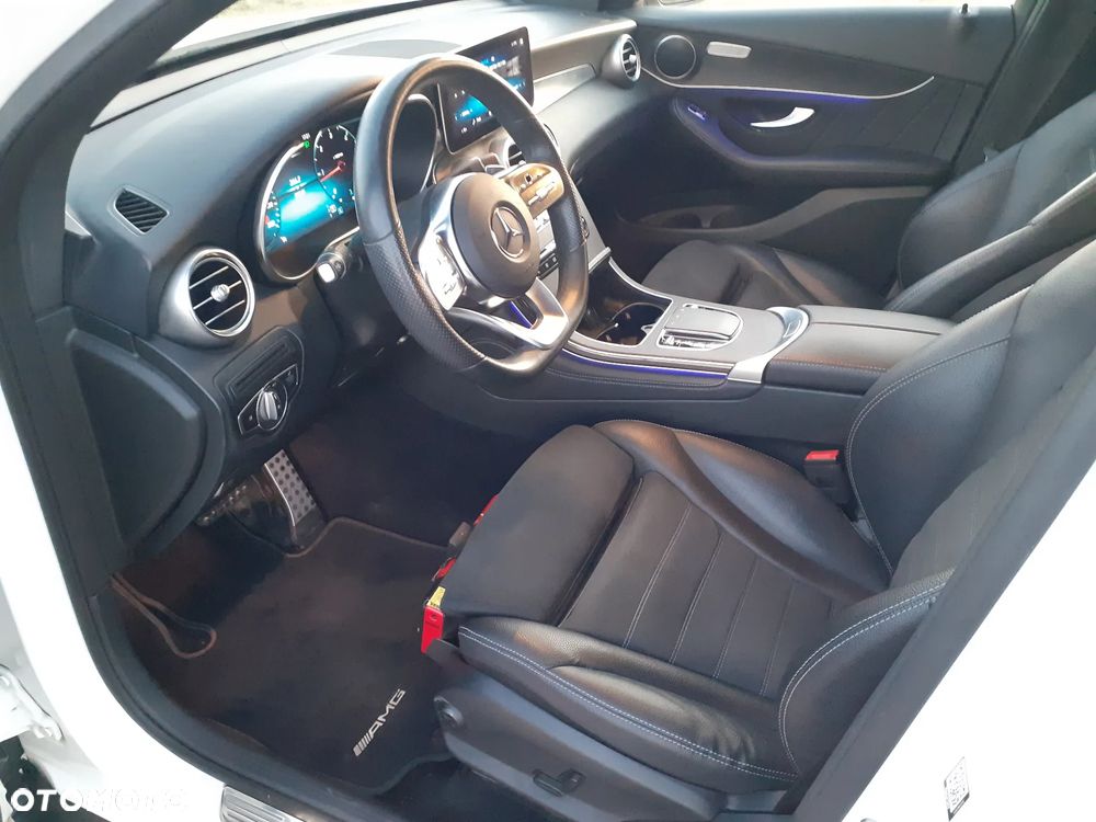Mercedes-Benz GLC 200 d 4Matic 9G-TRONIC AMG Line - 17