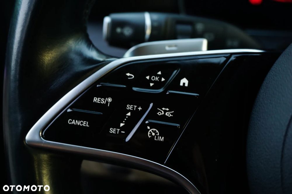 Mercedes-Benz Klasa E 220 d Avantgarde - 37