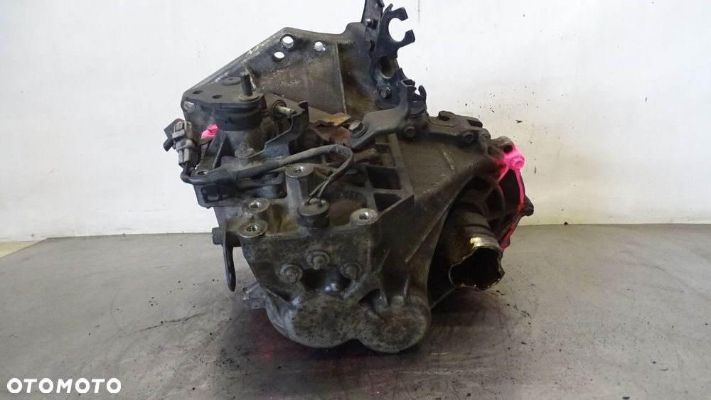 SKRZYNIA BIEGÓW 20TT01 TOYOTA AYGO I 1.0 - 4