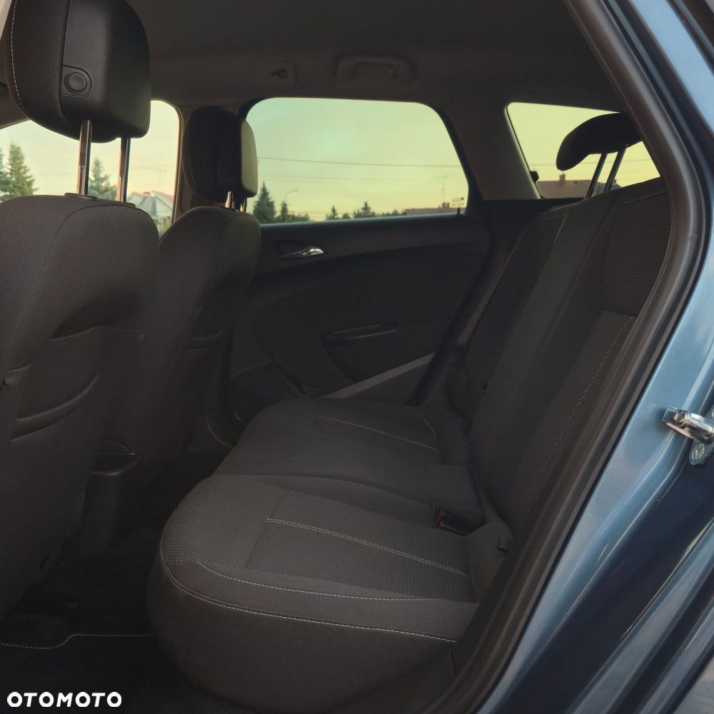 Opel Astra 1.4 Turbo Innovation - 20