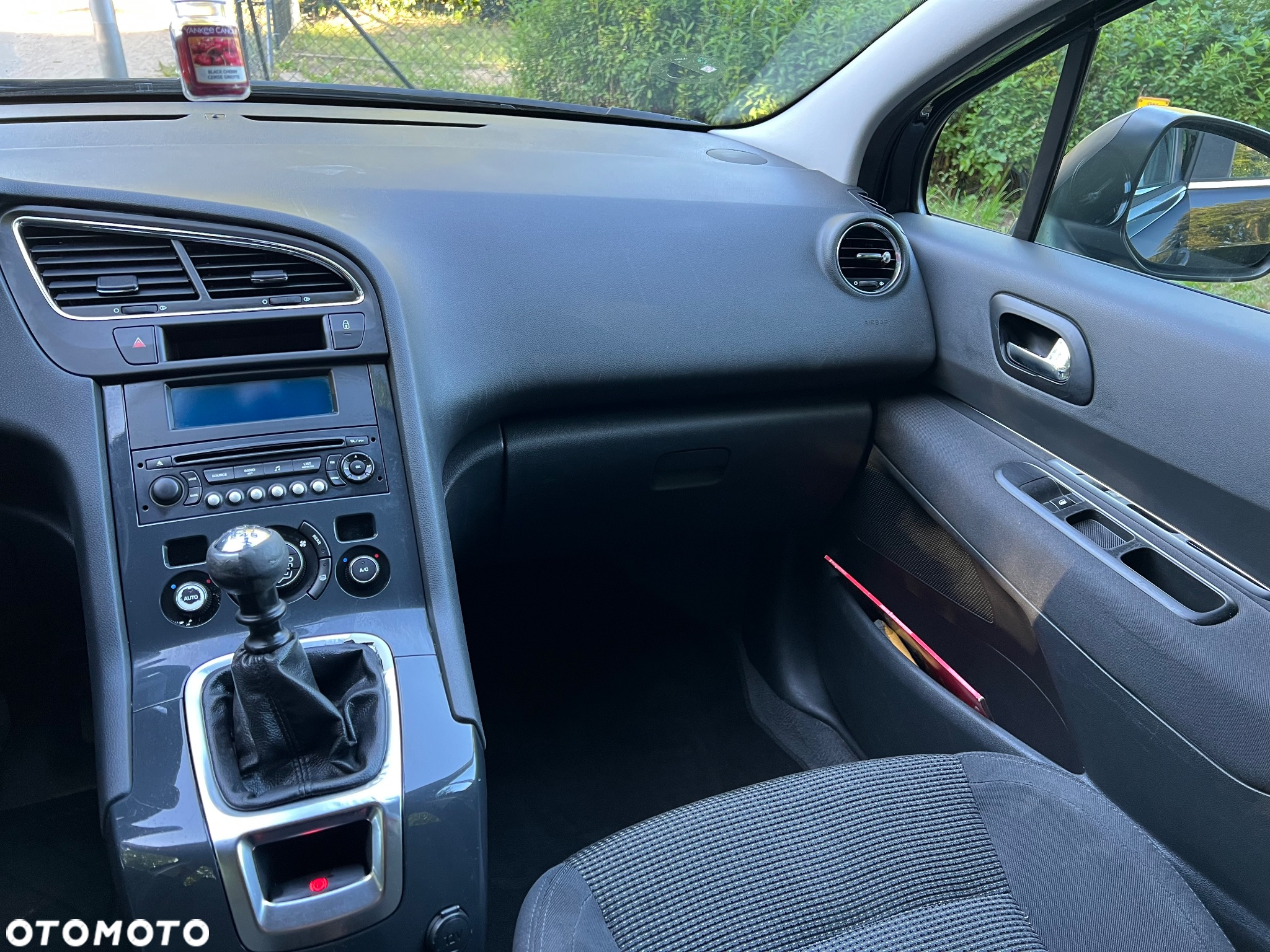 Peugeot 5008 - 16