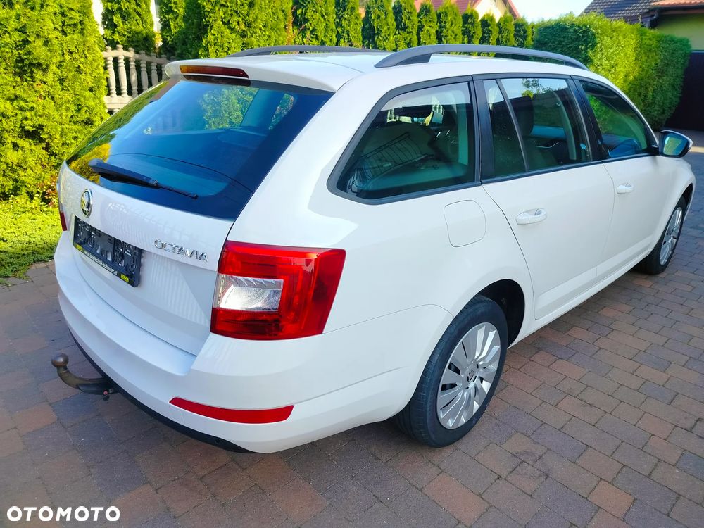 Skoda Octavia 1.6 TDI Active - 5